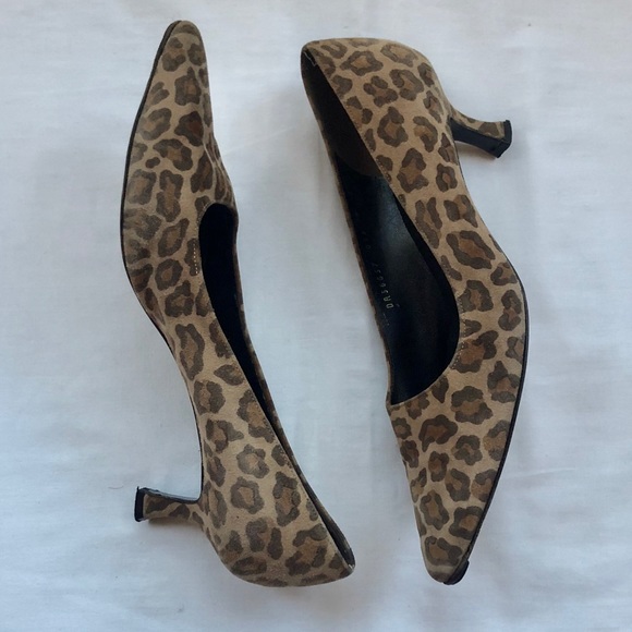 📌Sold📌Ferragamo leopard print heels - Picture 6 of 8